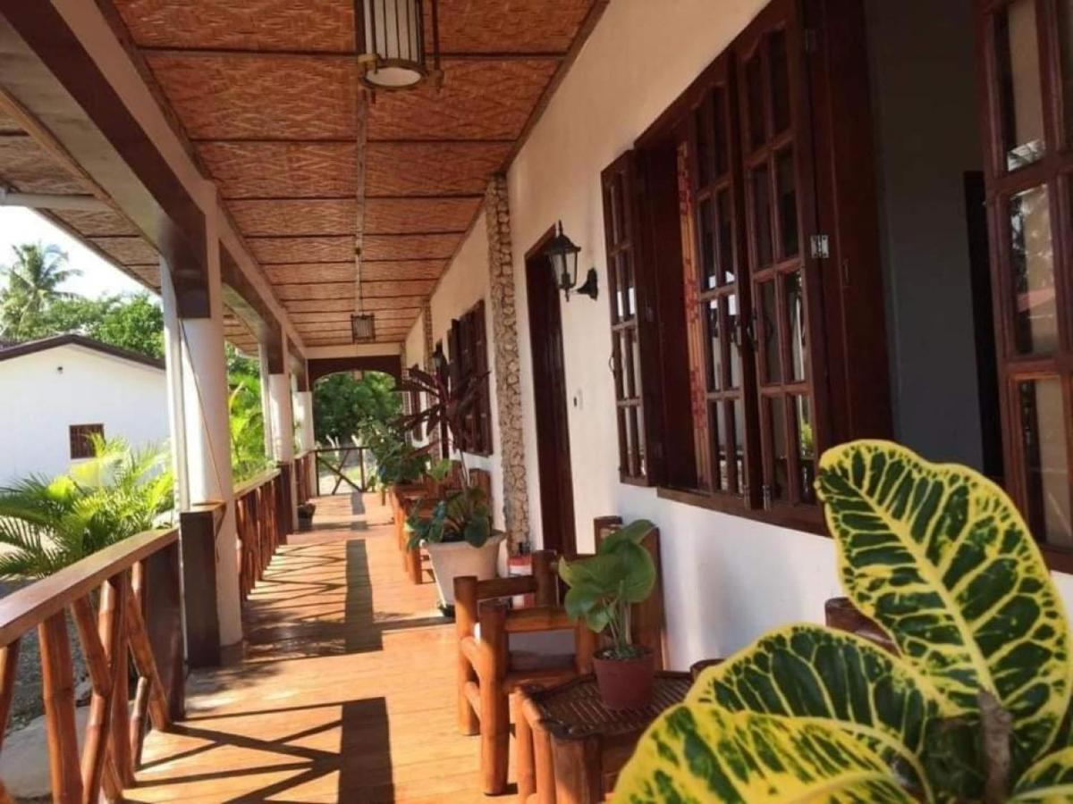 Tauig Beach Resort Moalboal Exterior foto